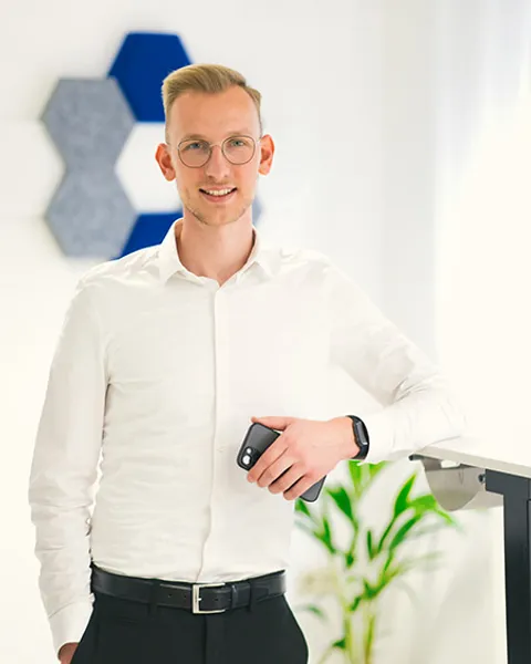 Geschäftsstellenleiter Fabian Riegler